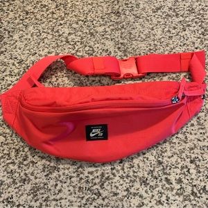 Nike Fanny Pack - NWOT - Bright Pink